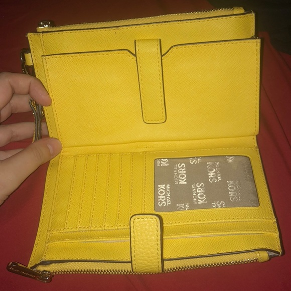 Wallet - Picture 2 of 3